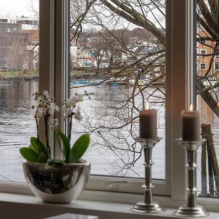 Stylish Apartment With Beautiful Views Of The River, Beach Nearby Kristiansand Eksteriør billede