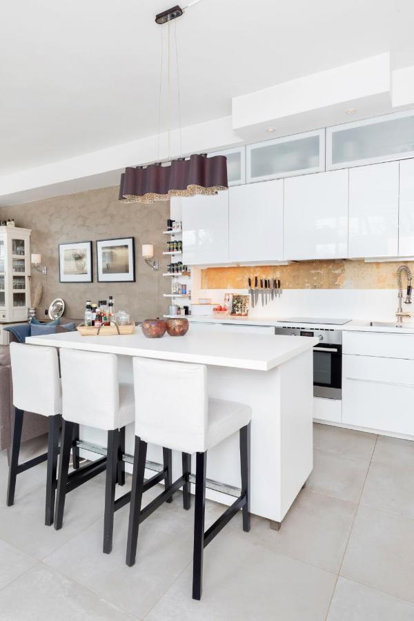Stylish Apartment With Beautiful Views Of The River, Beach Nearby Kristiansand Eksteriør billede